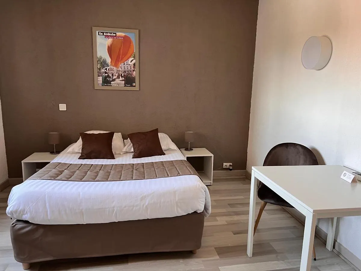 Hotel Alpes Cevennes Guilherand-Granges 2*,  Francia