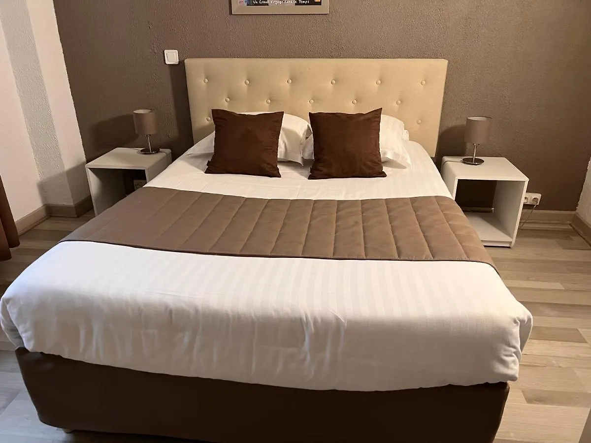 **  Hotel Alpes Cevennes Guilherand-Granges Francia